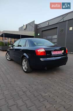 Седан Audi A4 2004 в Каменском
