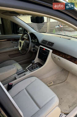 Седан Audi A4 2002 в 
