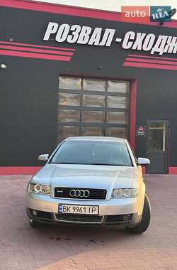 Седан Audi A4 2003 в Ровно