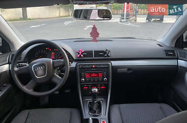 Седан Audi A4 2006 в 