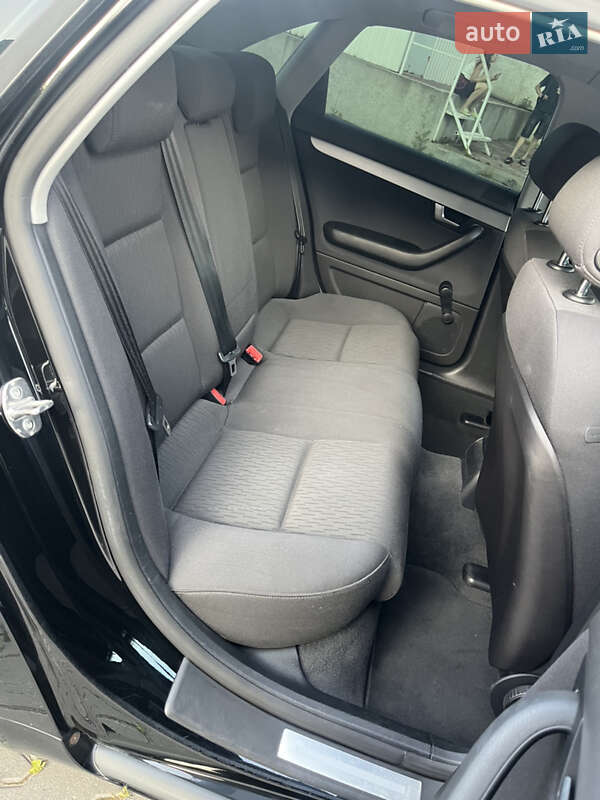 Седан Audi A4 2006 в Виннице