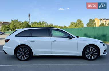 Универсал Audi A4 2020 в 