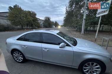 Седан Audi A4 2013 в Днепре