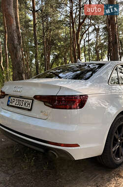 Седан Audi A4 2018 в 