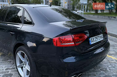 Седан Audi A4 2012 в 
