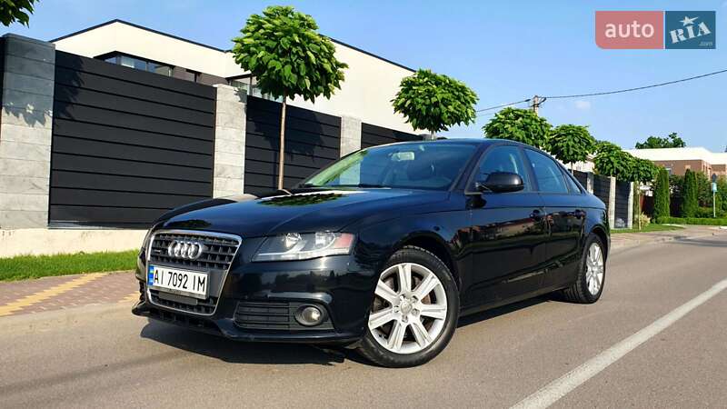 Седан Audi A4 2010 в Киеве
