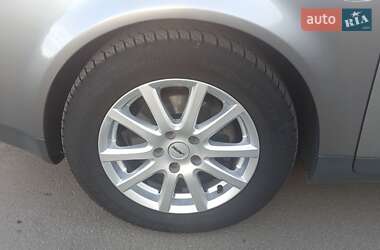 Универсал Audi A4 2002 в 