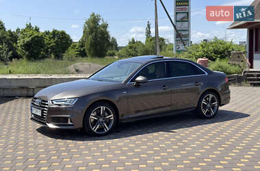 Седан Audi A4 2016 в 