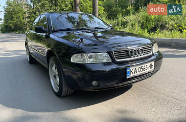 Седан Audi A4 1999 в Києві