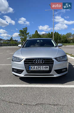 Седан Audi A4 2013 в Киеве
