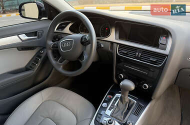 Седан Audi A4 2014 в 