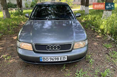 Седан Audi A4 1996 в 