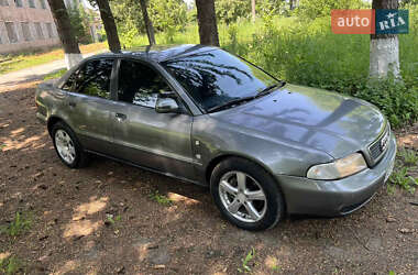 Седан Audi A4 1996 в 