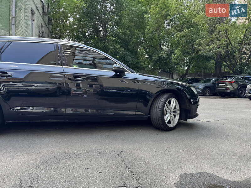 Универсал Audi A4 2016 в Киеве