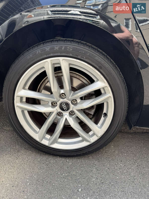 Универсал Audi A4 2016 в Киеве