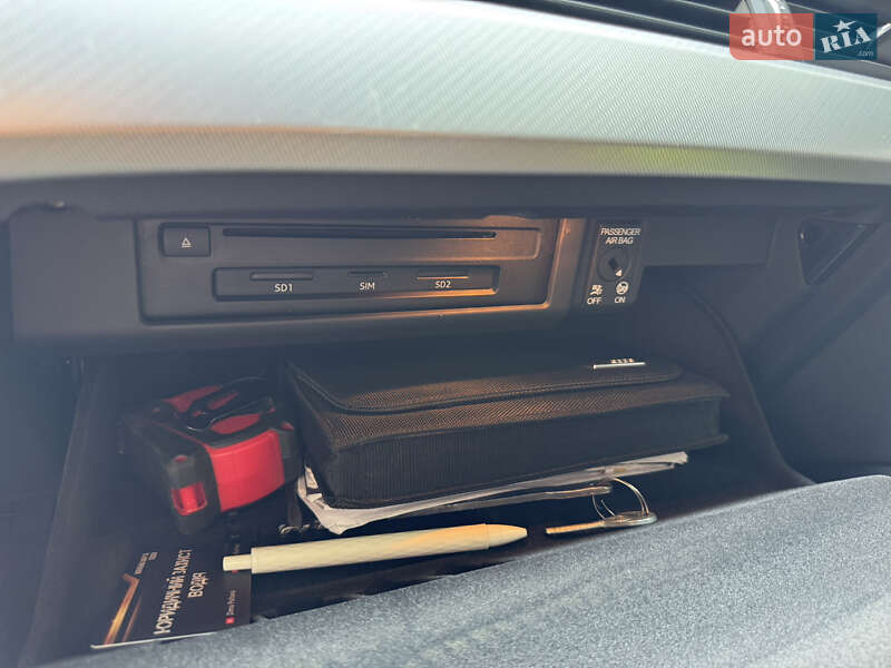 Универсал Audi A4 2016 в Киеве