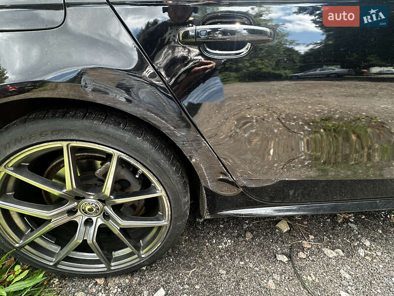 Седан Audi A4 2015 в Киеве