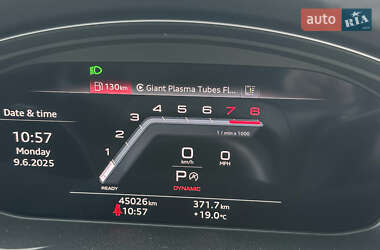 Седан Audi A4 2023 в 