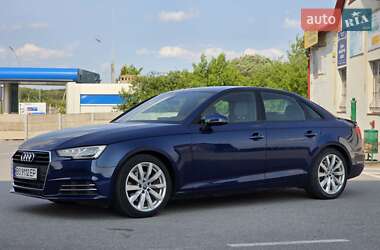 Седан Audi A4 2016 в 