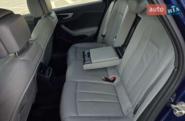 Седан Audi A4 2016 в 
