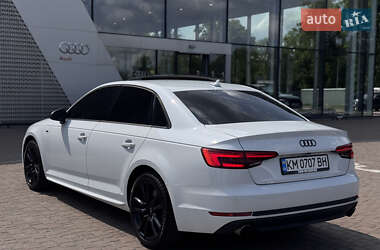 Седан Audi A4 2016 в 