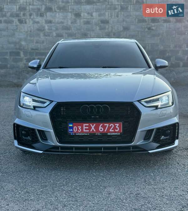 Седан Audi A4 2019 в 
