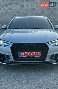 Седан Audi A4 2019 в 