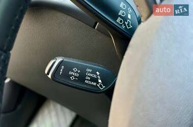 Седан Audi A4 2014 в 