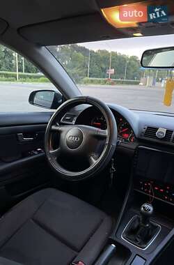 Седан Audi A4 2002 в 