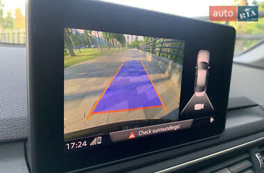Седан Audi A4 2019 в 