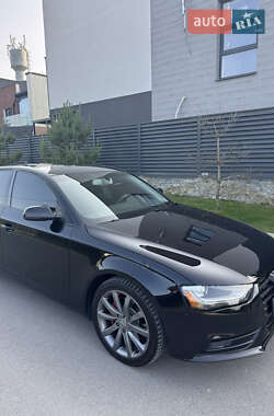 Седан Audi A4 2012 в 