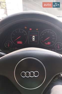Седан Audi A4 2003 в 