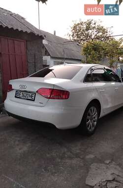 Седан Audi A4 2010 в 