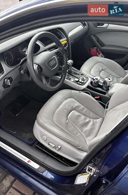 Седан Audi A4 2014 в 