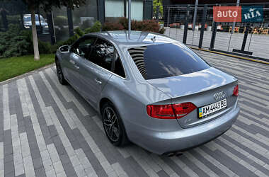 Седан Audi A4 2011 в 
