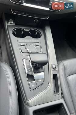 Седан Audi A4 2017 в 