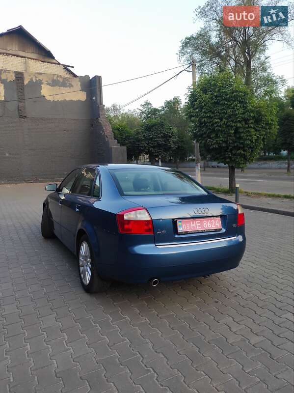 Седан Audi A4 2004 в Каменском