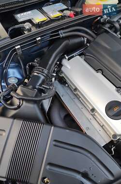 Седан Audi A4 2004 в 