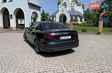 Седан Audi A4 2016 в 