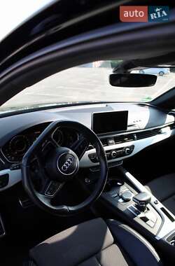 Седан Audi A4 2018 в 