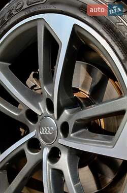Седан Audi A4 2018 в 