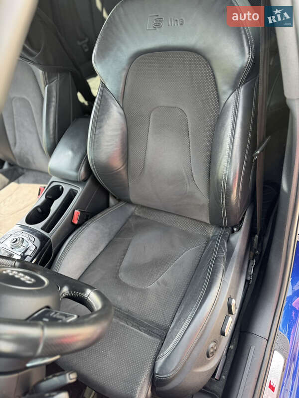 Седан Audi A4 2015 в Львове