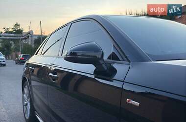 Седан Audi A4 2017 в 