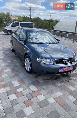 Седан Audi A4 2002 в 