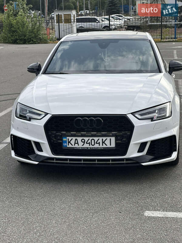 Седан Audi A4 2018 в Киеве
