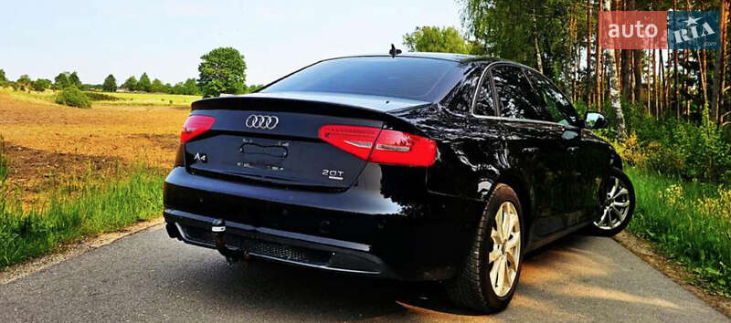 Седан Audi A4 2013 в Ивано-Франковске