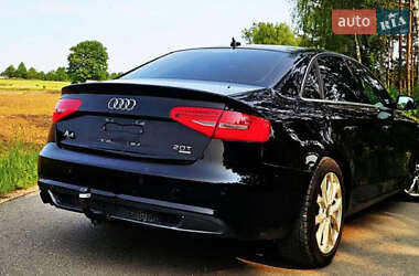 Седан Audi A4 2013 в 