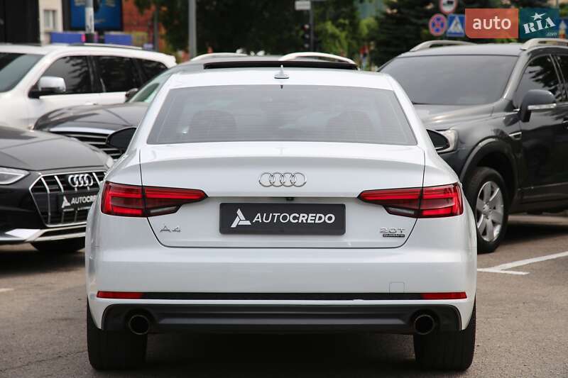 Седан Audi A4 2016 в Харькове
