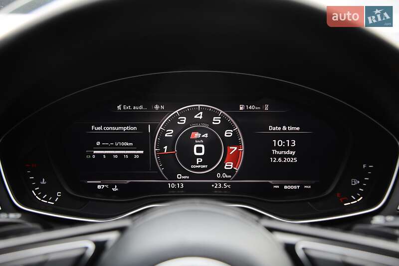 Седан Audi A4 2016 в Харькове