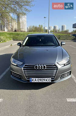 Седан Audi A4 2016 в Киеве
